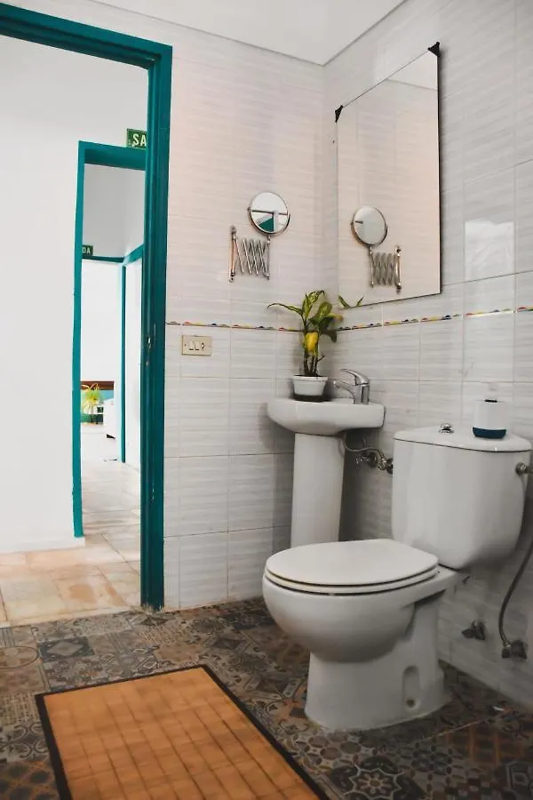 Single Fin Hostel Arona  Spanien